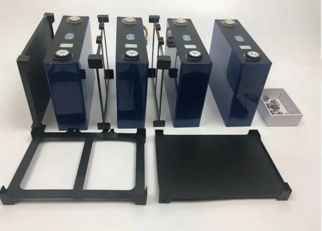 LiFePO4 3.2v 100Ah Battery Cell.png